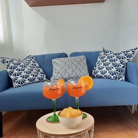 Sun & Surf Loft, Near Main Street And Beach, Wifi Fiber, Winter Garden With Sea View קורלחו