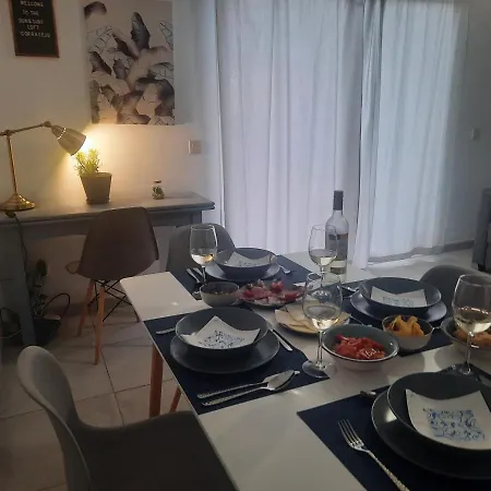 Sun & Surf Loft, Near Main Street And Beach, Wifi Fiber, Winter Garden With Sea View דירה *