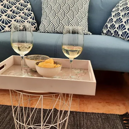 Sun & Surf Loft, Near Main Street And Beach, Wifi Fiber, Winter Garden With Sea View * קורלחו